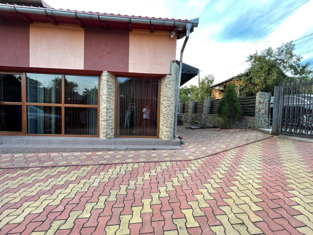 Pensiunea Colt De Rai Corbi Exterior photo
