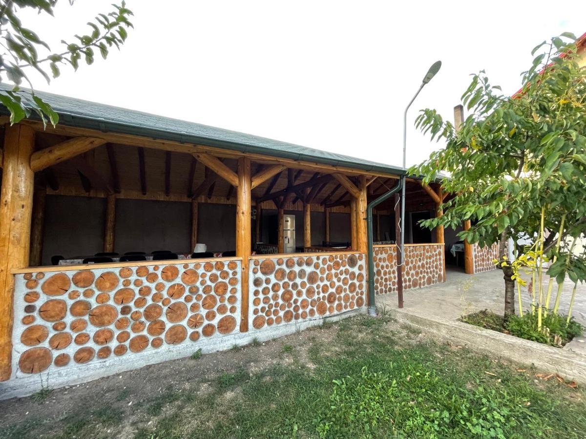 Pensiunea Colt De Rai Corbi Exterior photo
